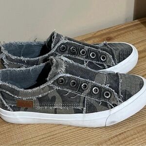 Women’s Camouflage Slip-On Sneakers
